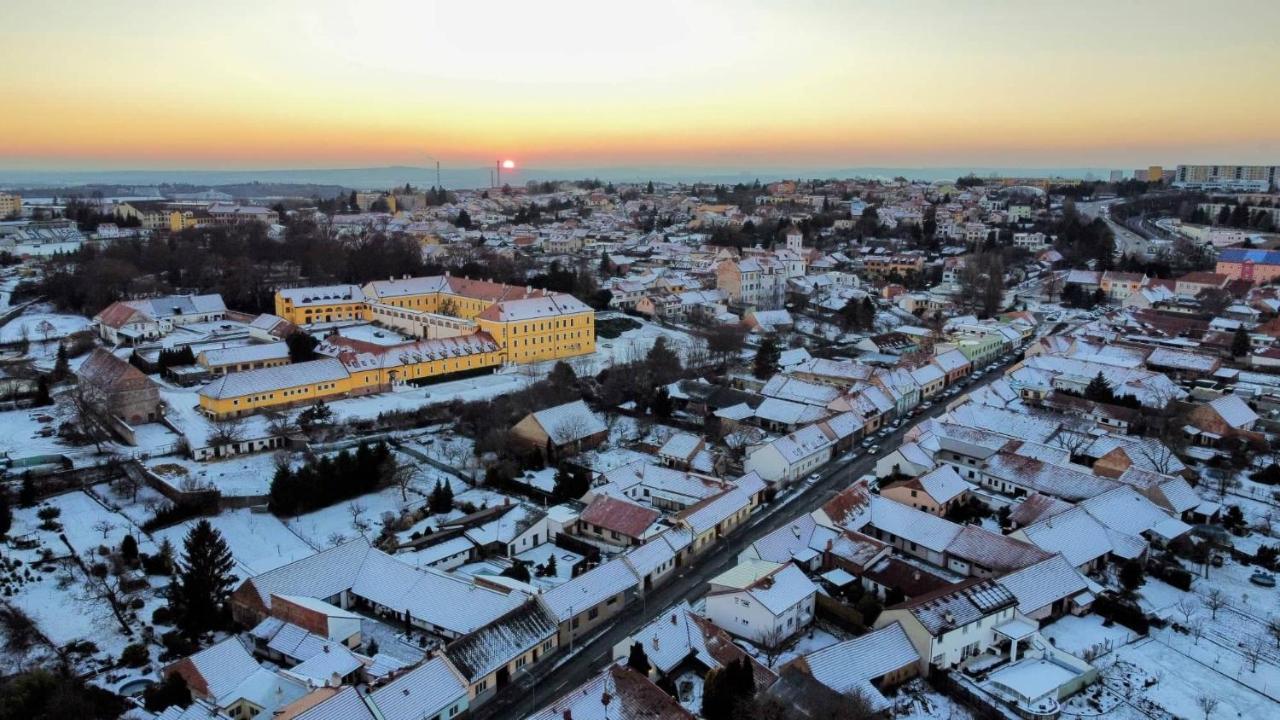 Hotel Belcredi Brno Ngoại thất bức ảnh