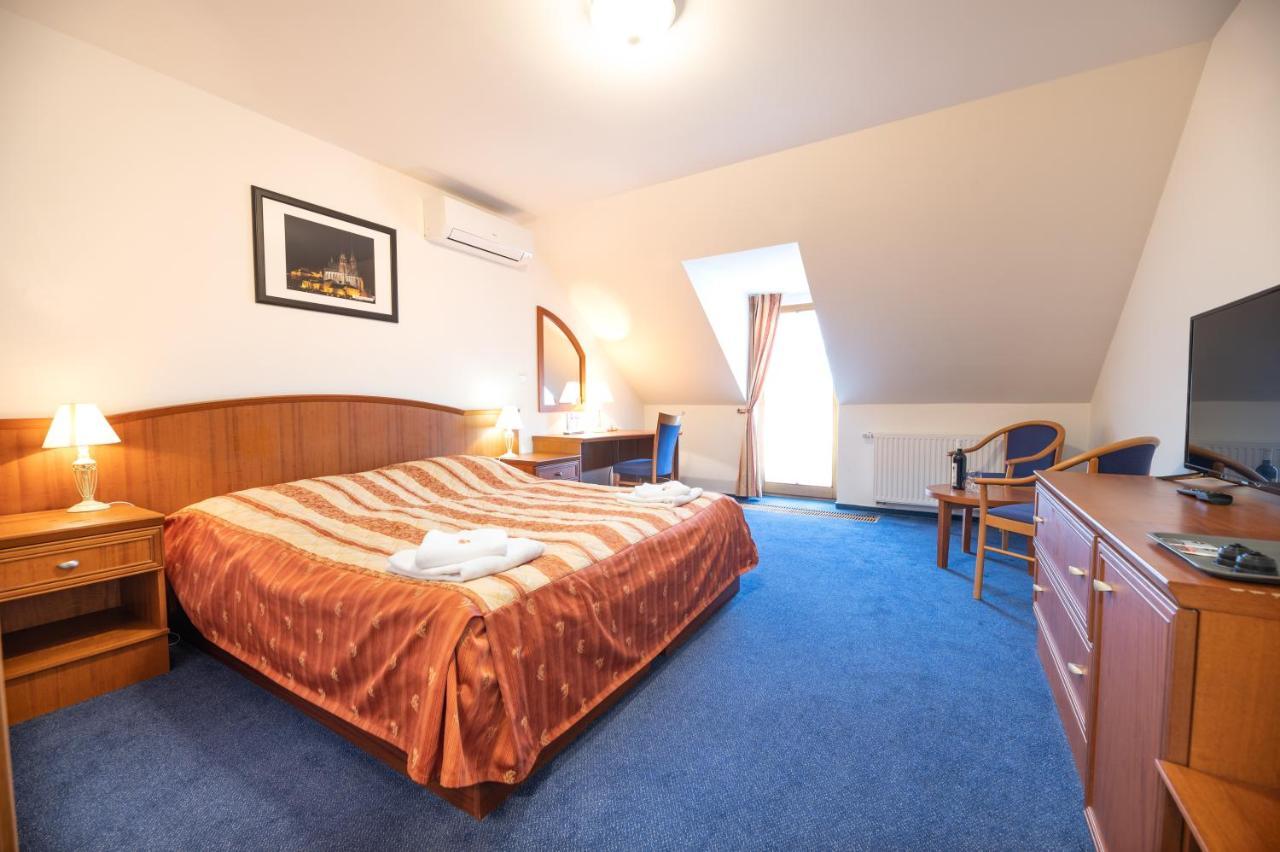 Hotel Belcredi Brno Ngoại thất bức ảnh