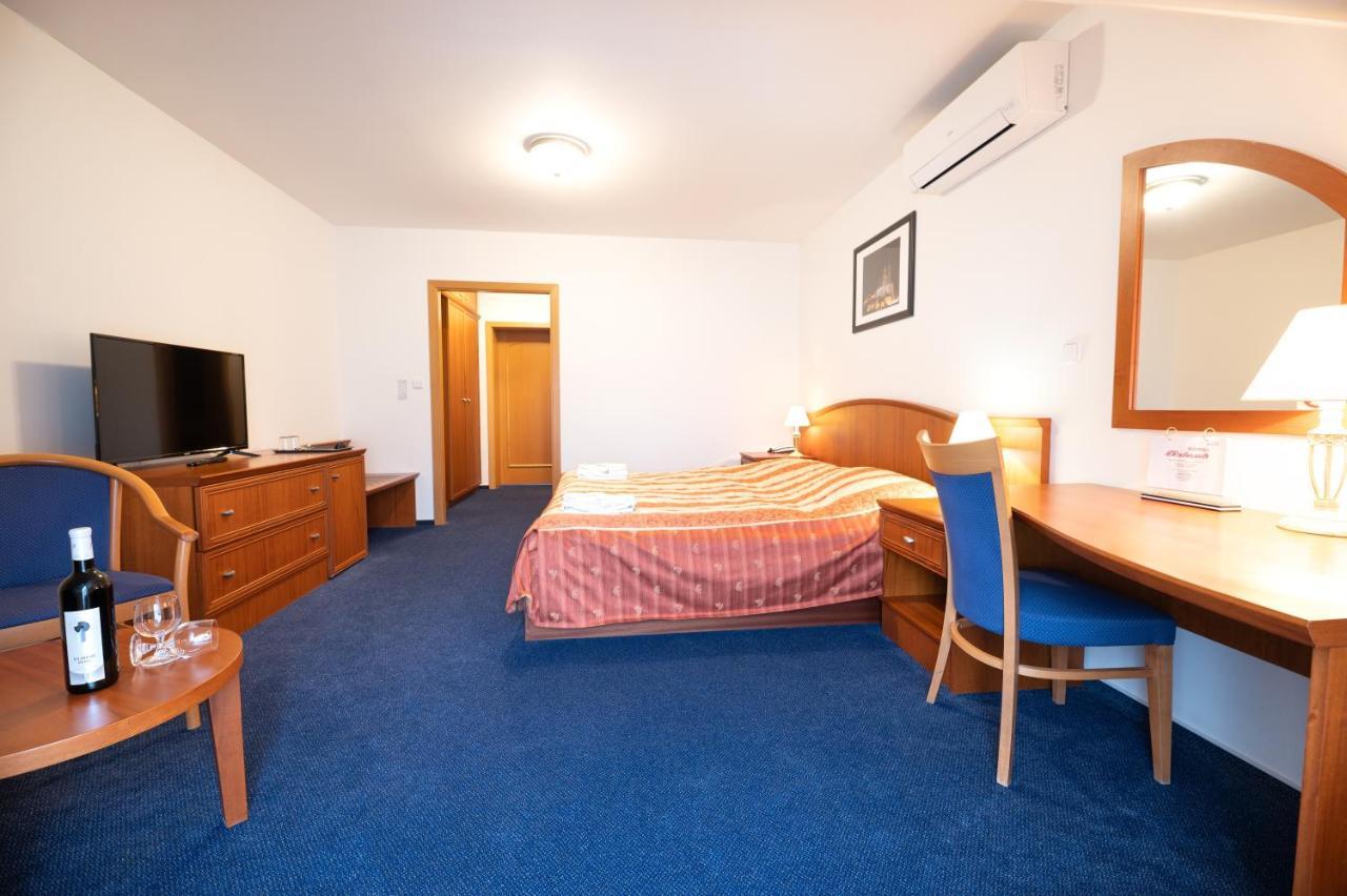 Hotel Belcredi Brno Ngoại thất bức ảnh