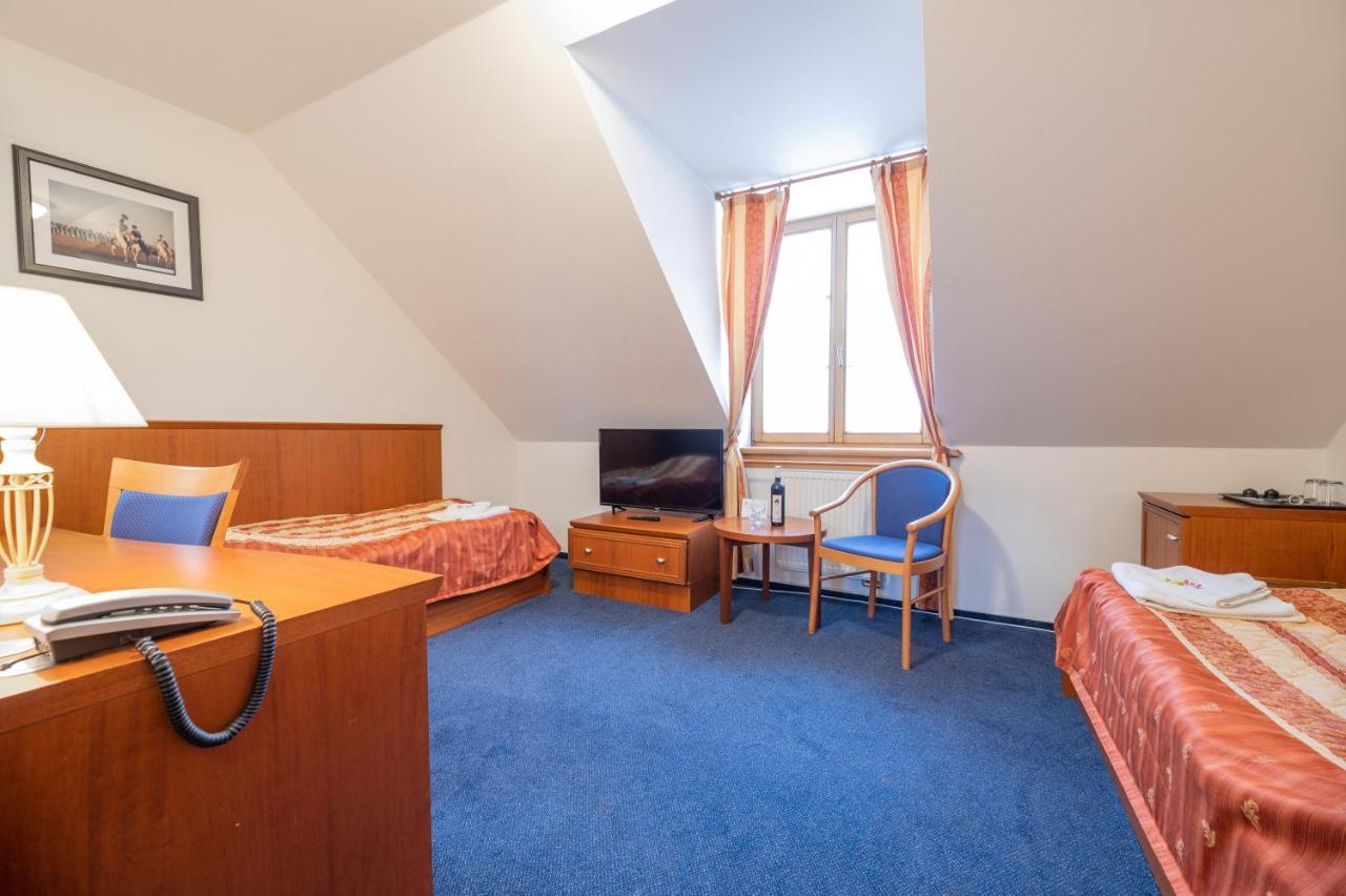 Hotel Belcredi Brno Ngoại thất bức ảnh